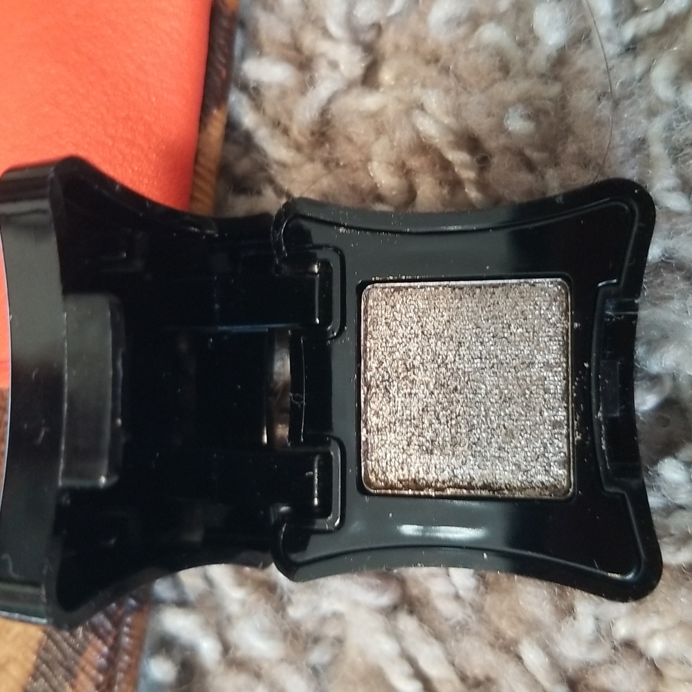 Makeup bundle - Picture 3 of 8
